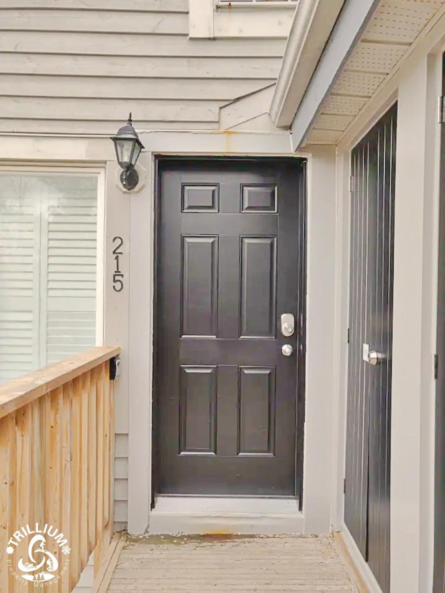 Blue Mountain, Collingwood - Loft Condo, Sleeps 4 Blue Mountains Exterior photo